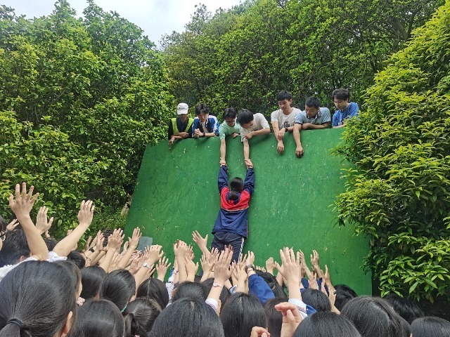 寧波正始中學高三學生體驗心理賦能活動 學校供圖.jpg